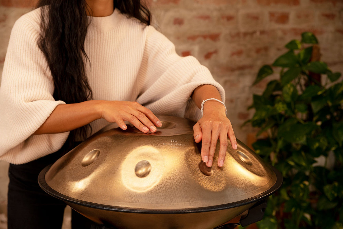 Sensory Handpan, D Kurd, 9 Notes, Vintage Gold