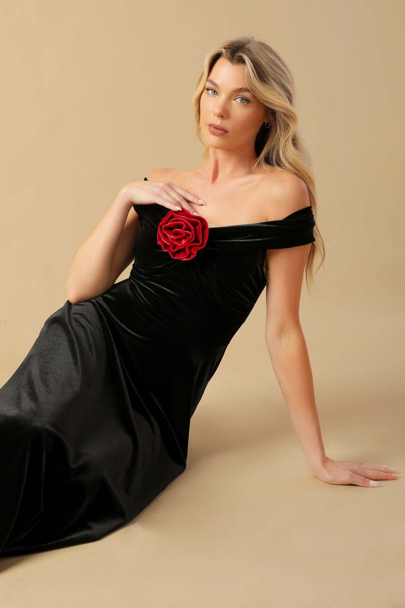 BE THERE FOR YOU VELVET MIDI DRESS - Concordia Style Boutique