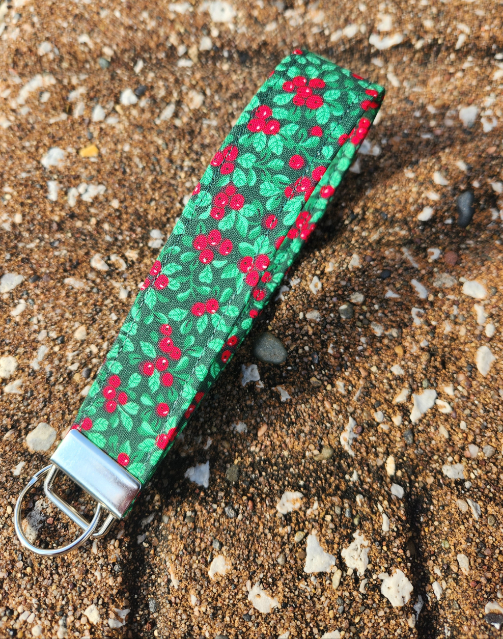 Christmas Hollies Keyfob Wristlet