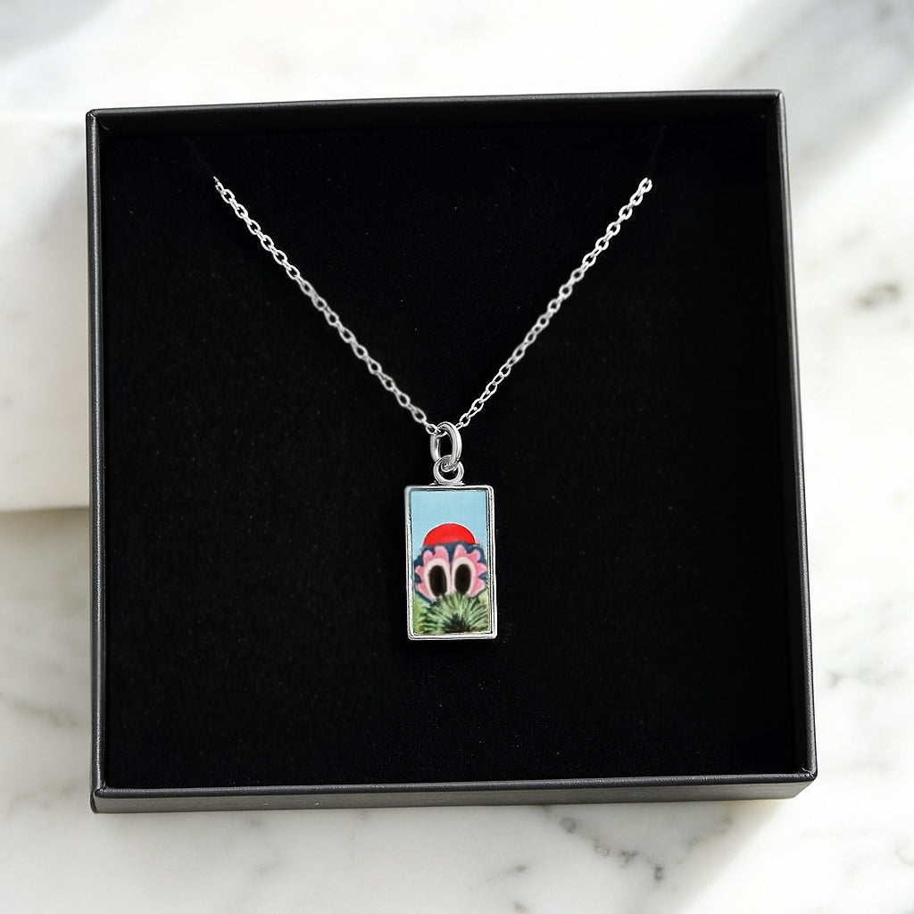 Hand-Painted Peeking Phanatic | Selling Fast