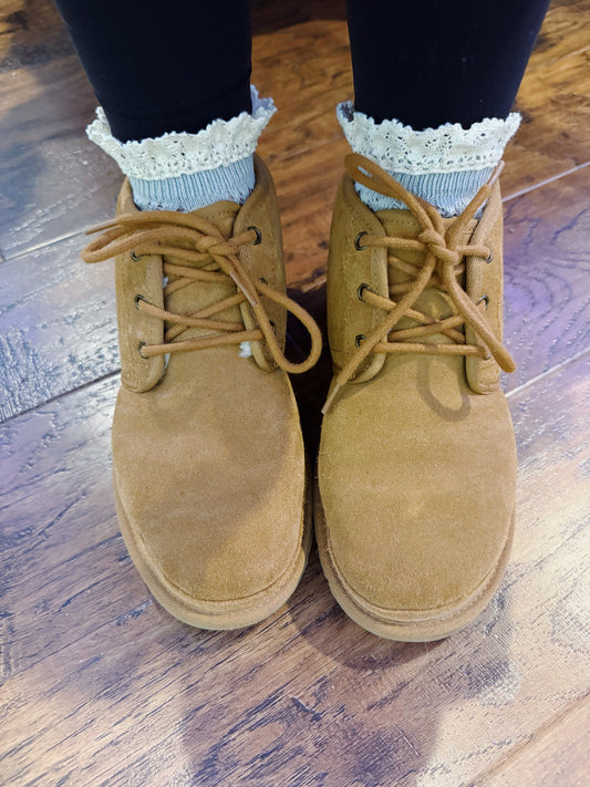 Lace Trim Socks in Cloud Grey