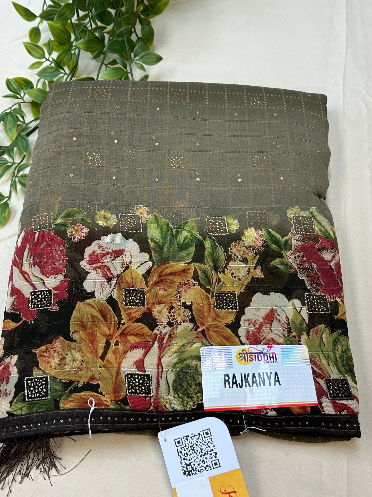 Chiffon Saree with blouse piece