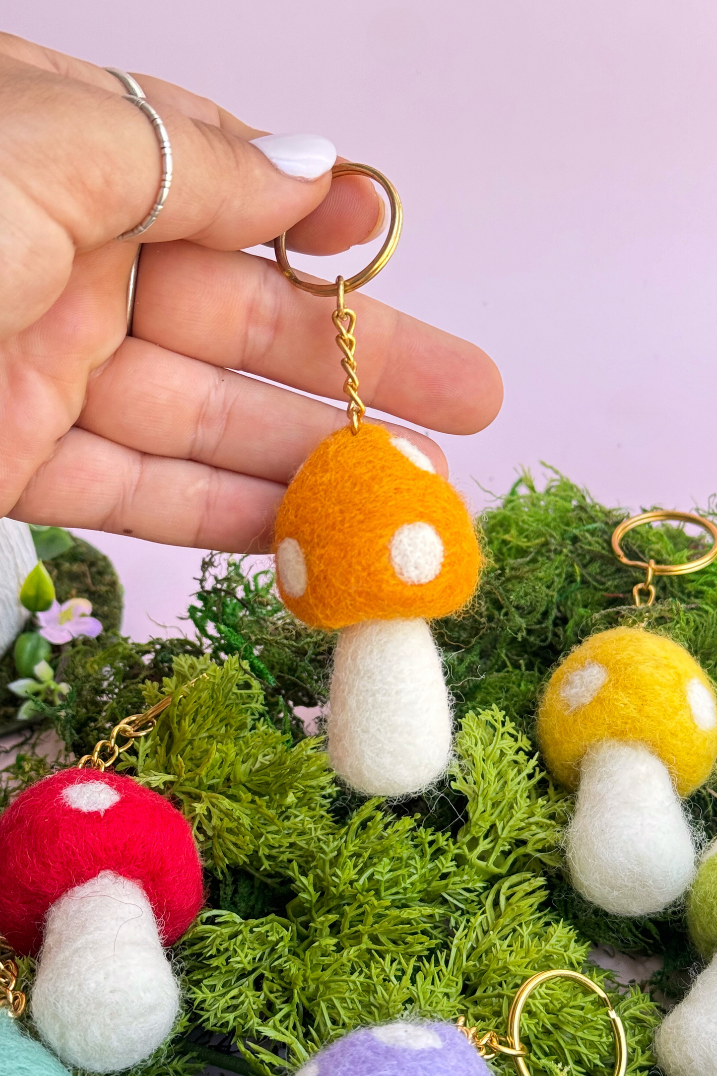 Mushroom Felt Keychain - Concordia Style Boutique