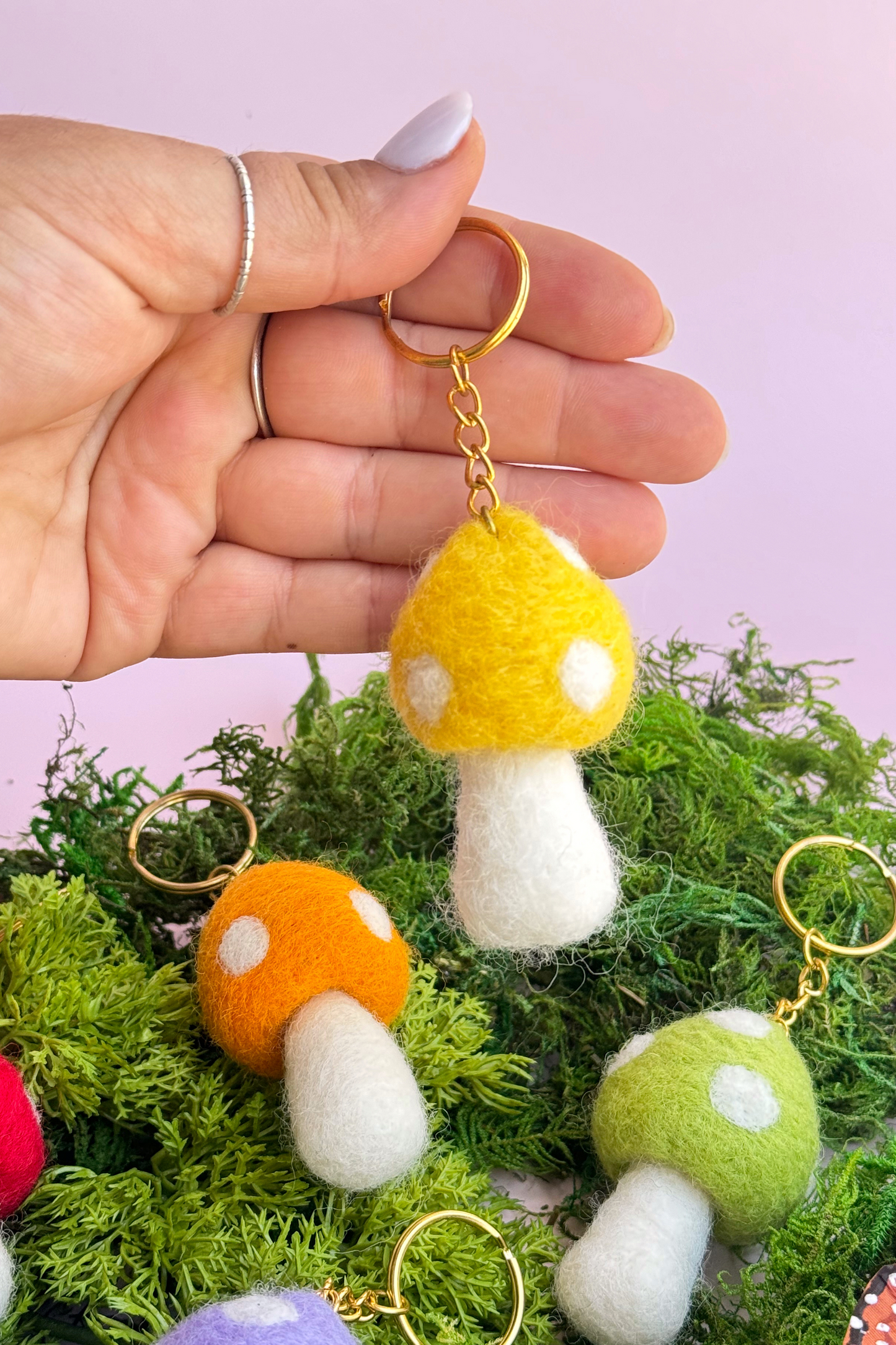 Mushroom Felt Keychain - Concordia Style Boutique