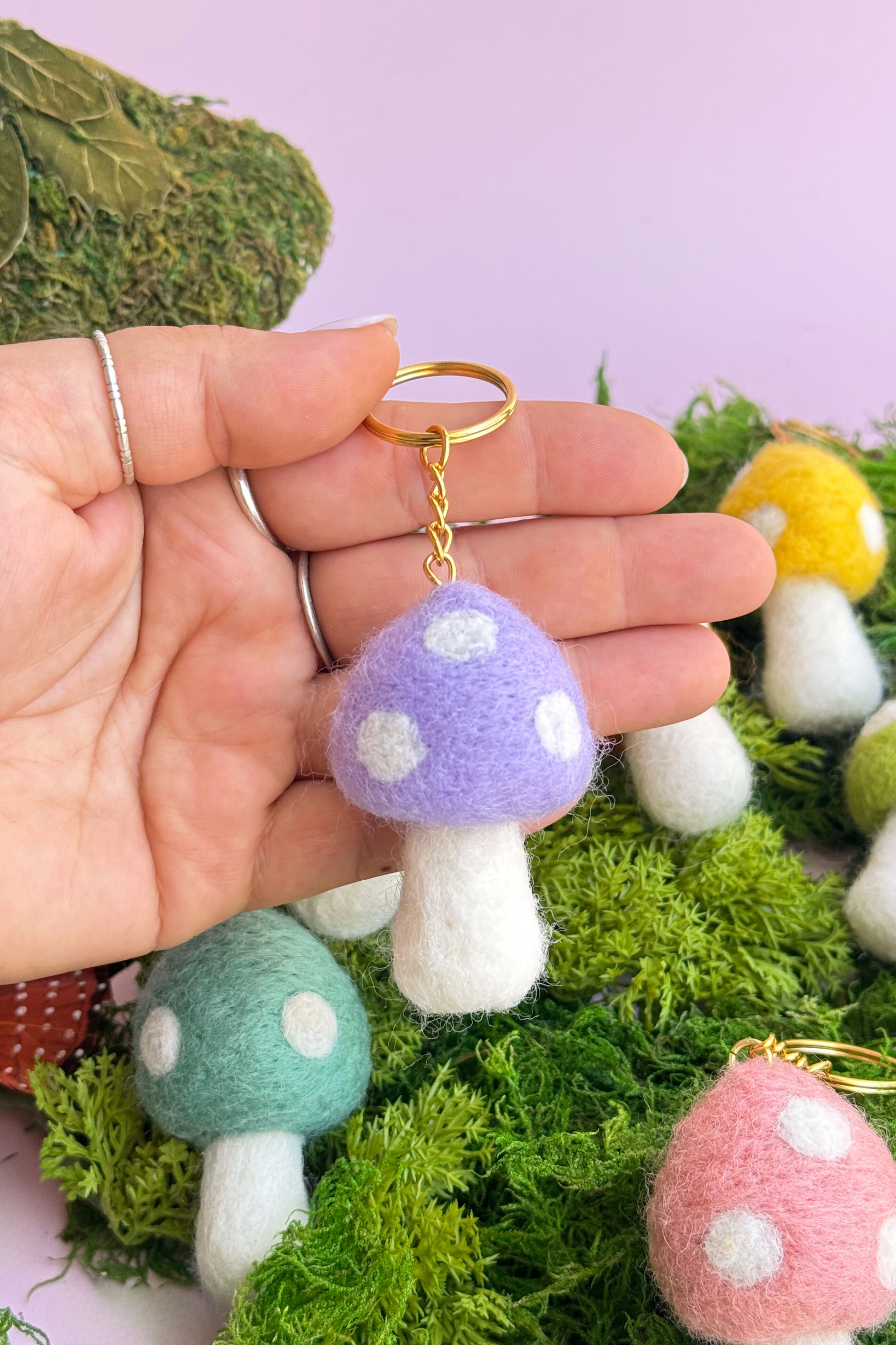 Mushroom Felt Keychain - Concordia Style Boutique