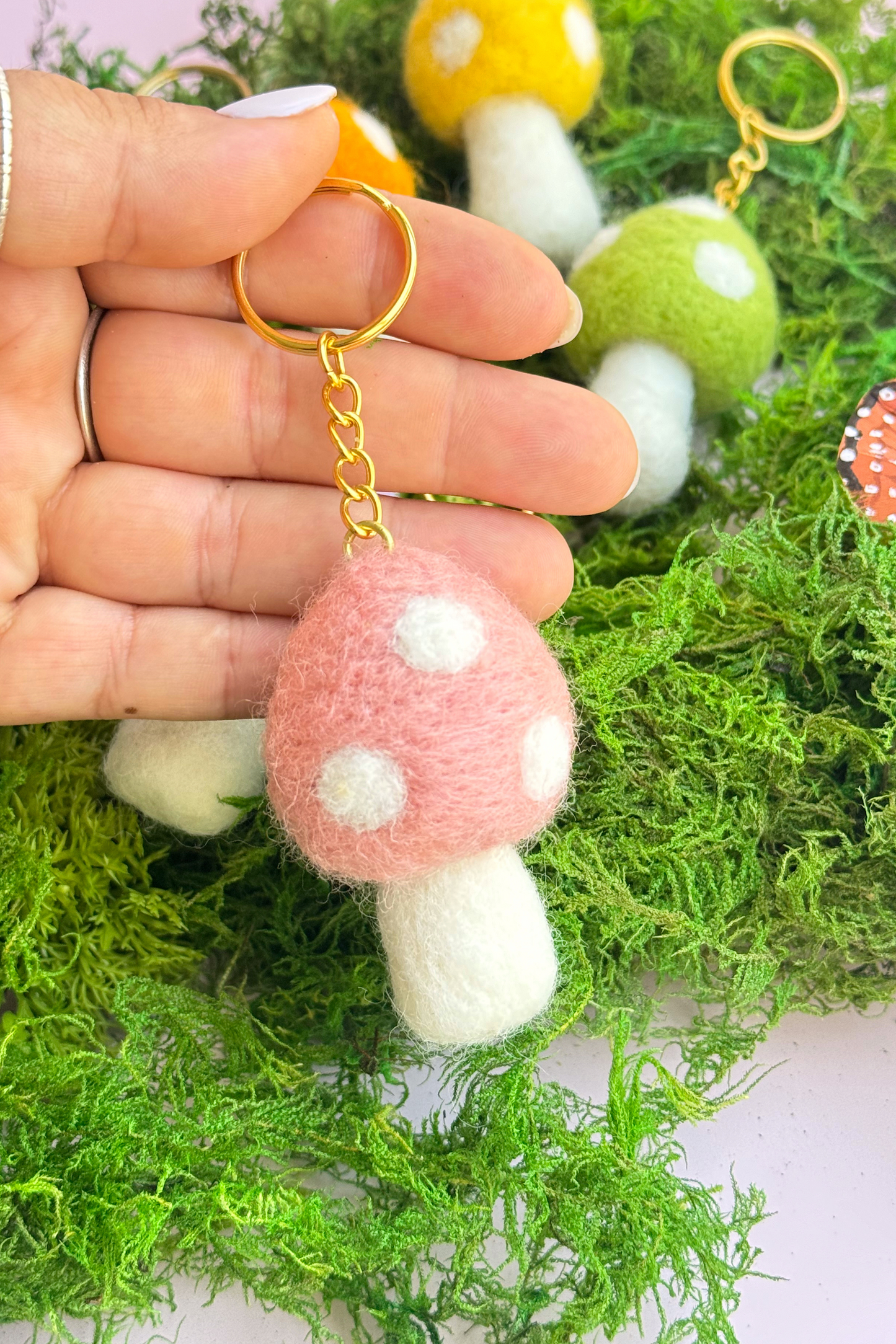 Mushroom Felt Keychain - Concordia Style Boutique
