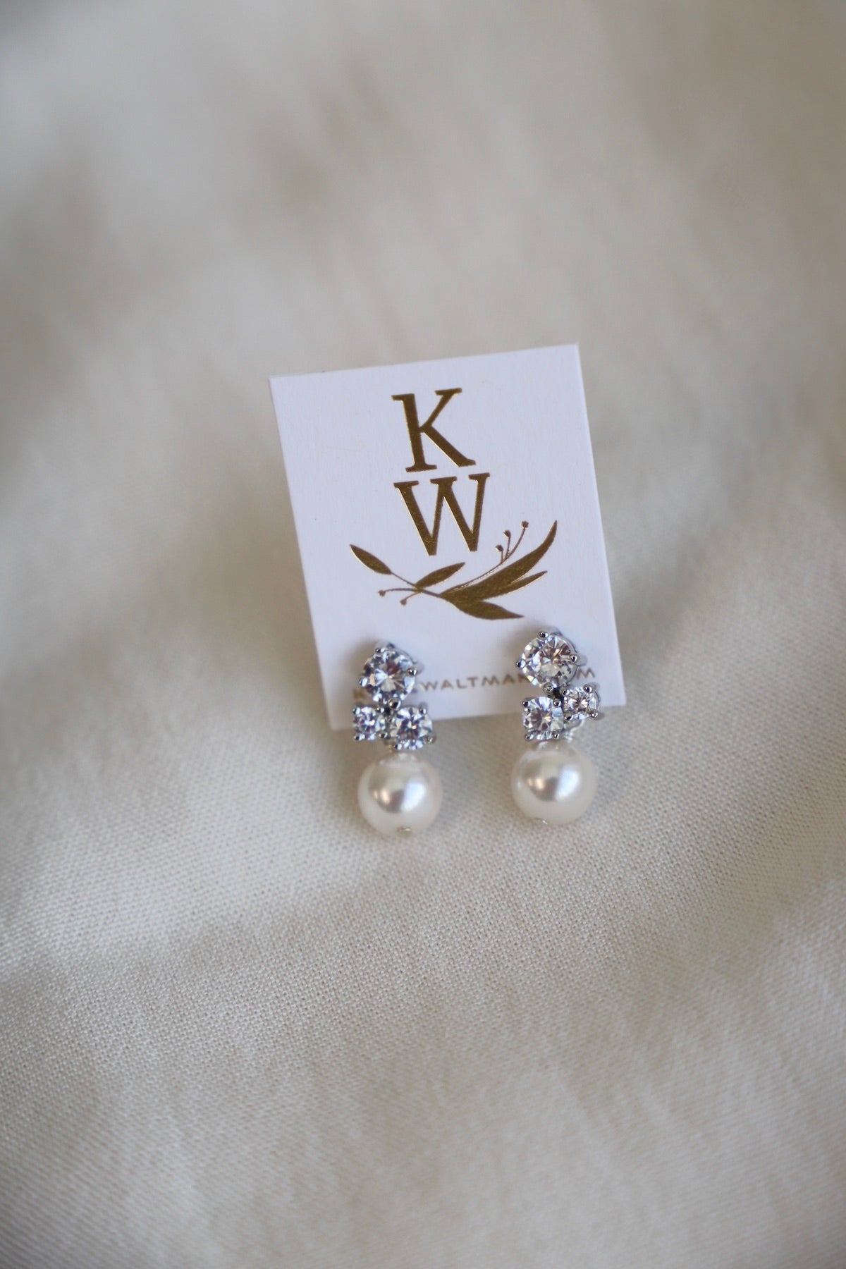 DAHLIA STUD EARRINGS - Concordia Style Boutique