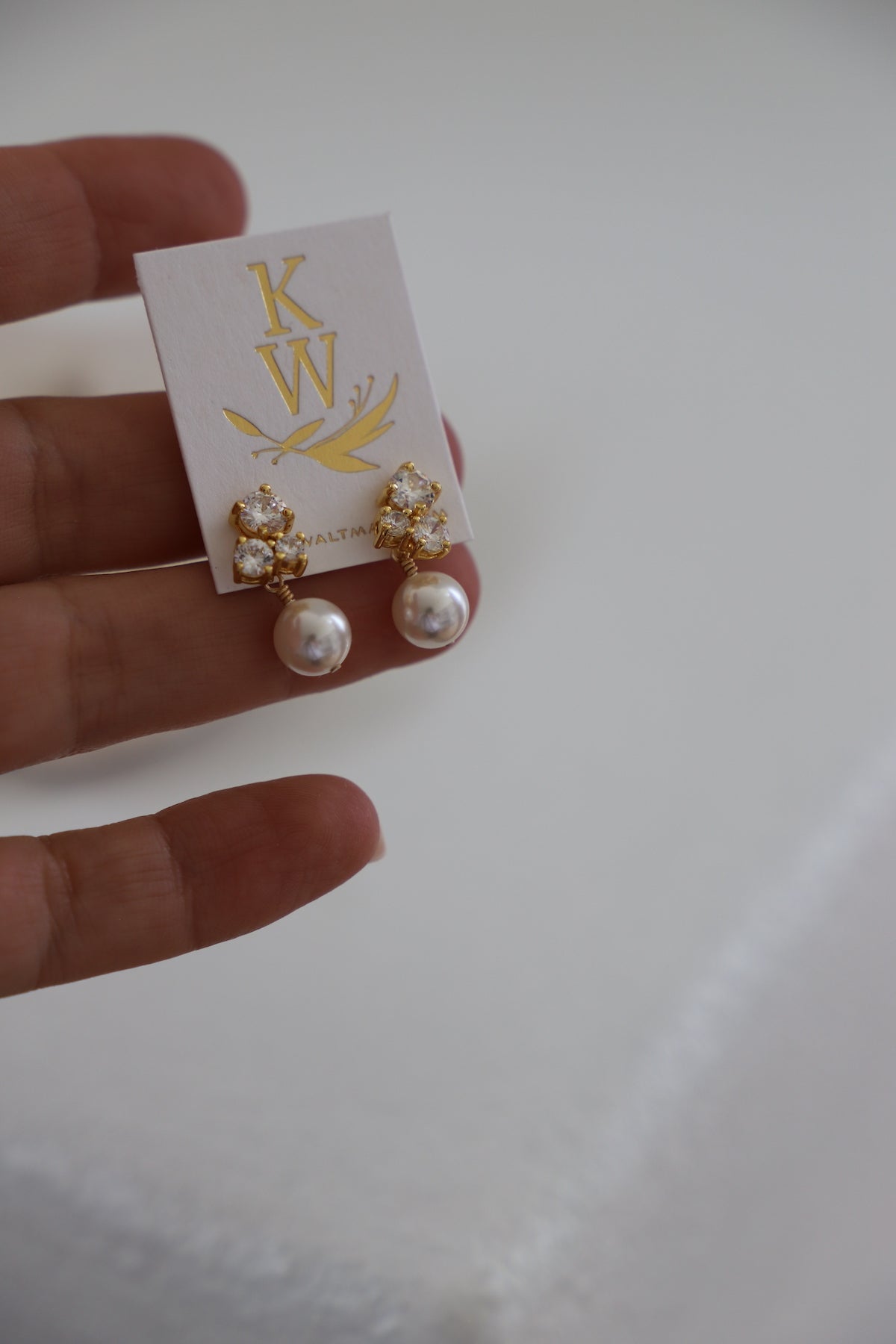 DAHLIA STUD EARRINGS - Concordia Style Boutique