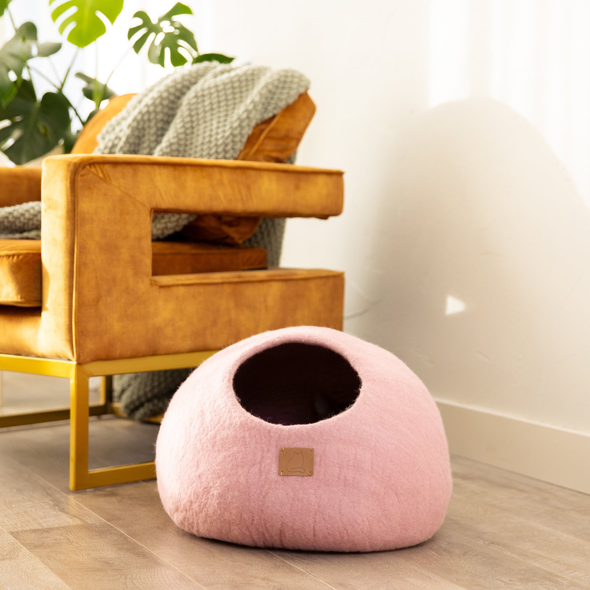 Valentine Pink | Round Style Cave - Concordia Style Boutique