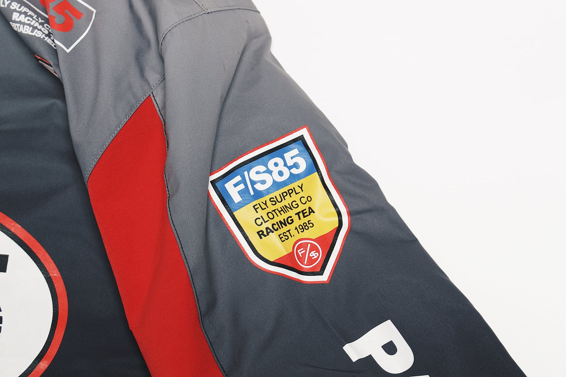 Paperchaser Windbreaker Pullover (Black) - Concordia Style Boutique