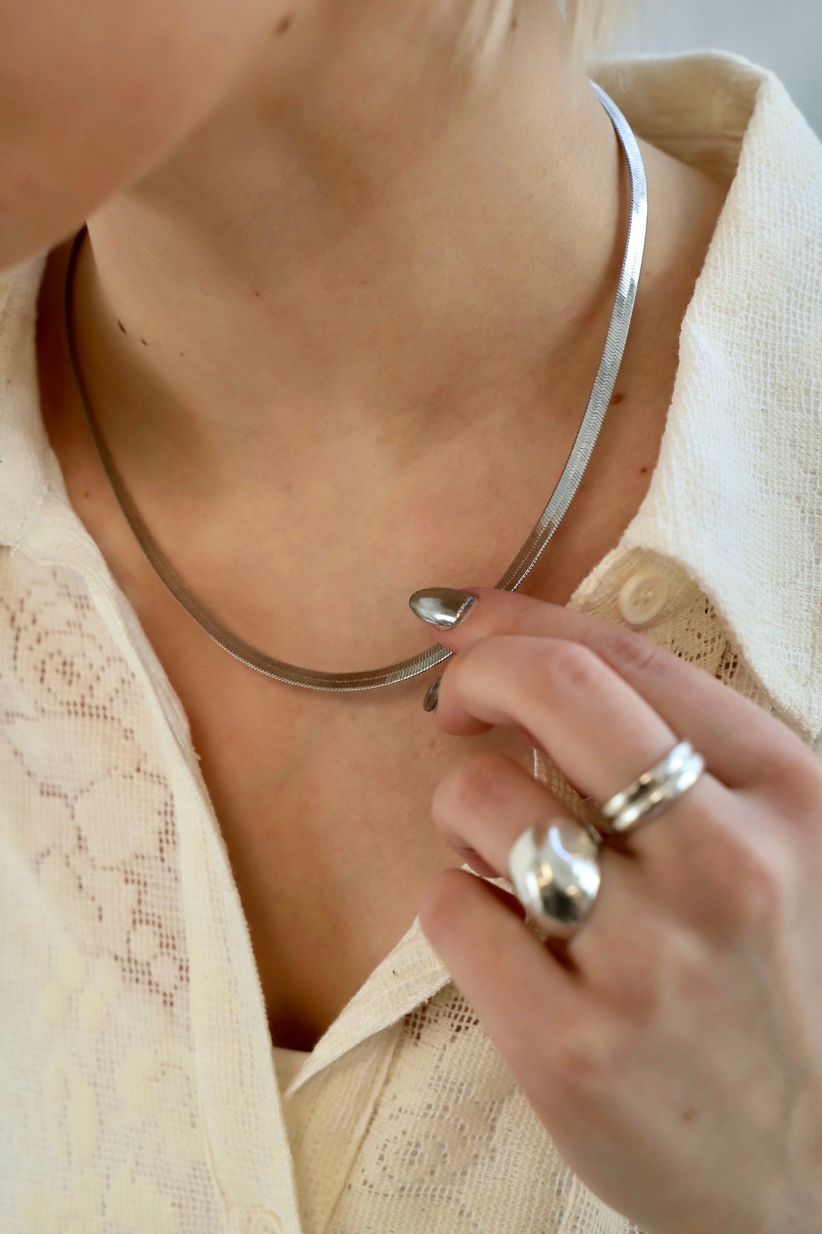 HERRINGBONE CHAIN NECKLACE - Concordia Style Boutique