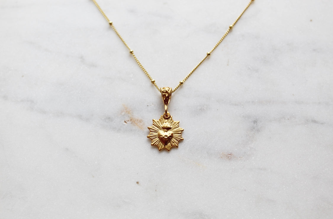 The Little Sacred Heart® Scalloped Necklace