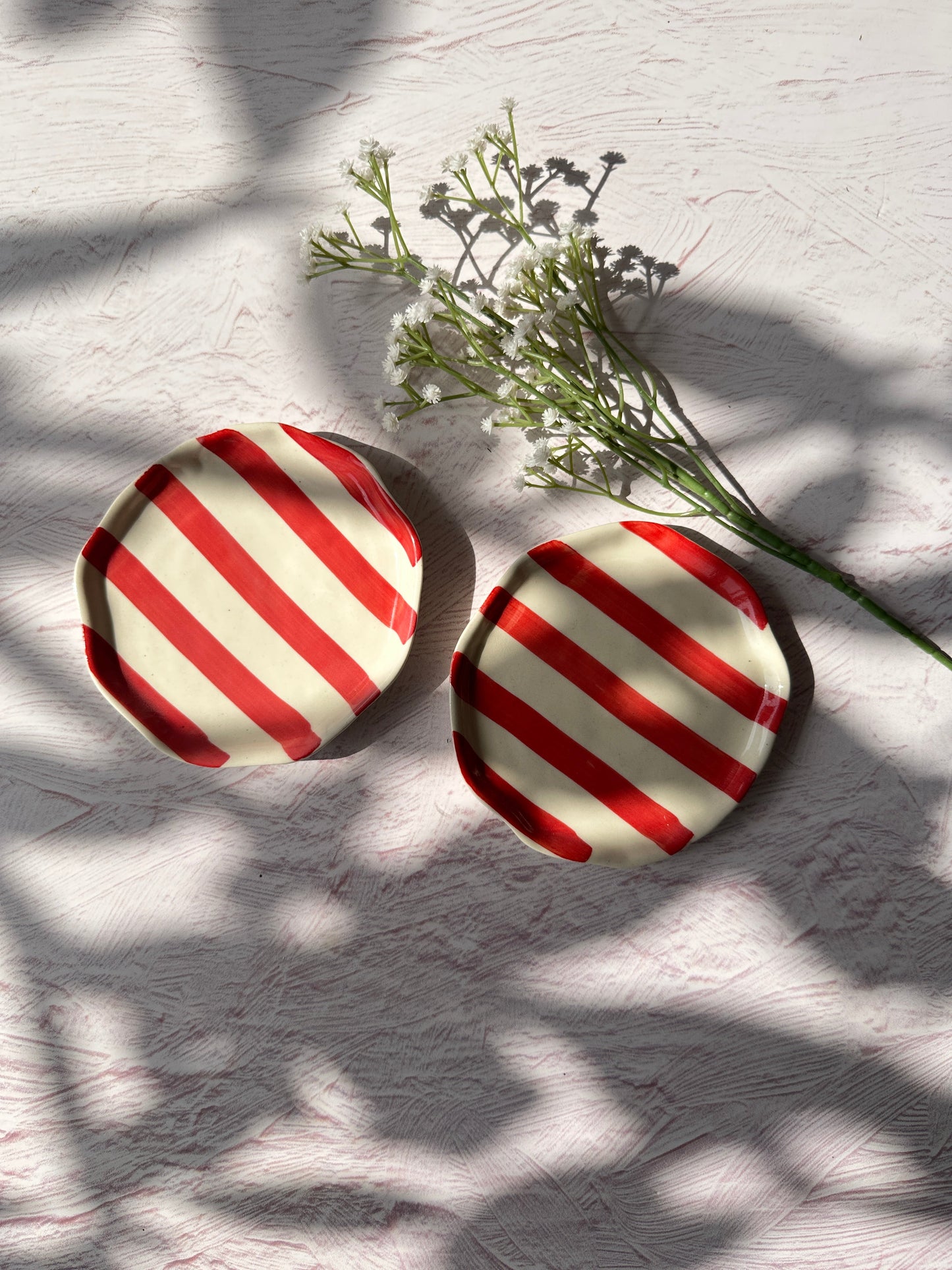 Ceramic Red stripe plate, 6.3x6.3 Inches (Set of 4)