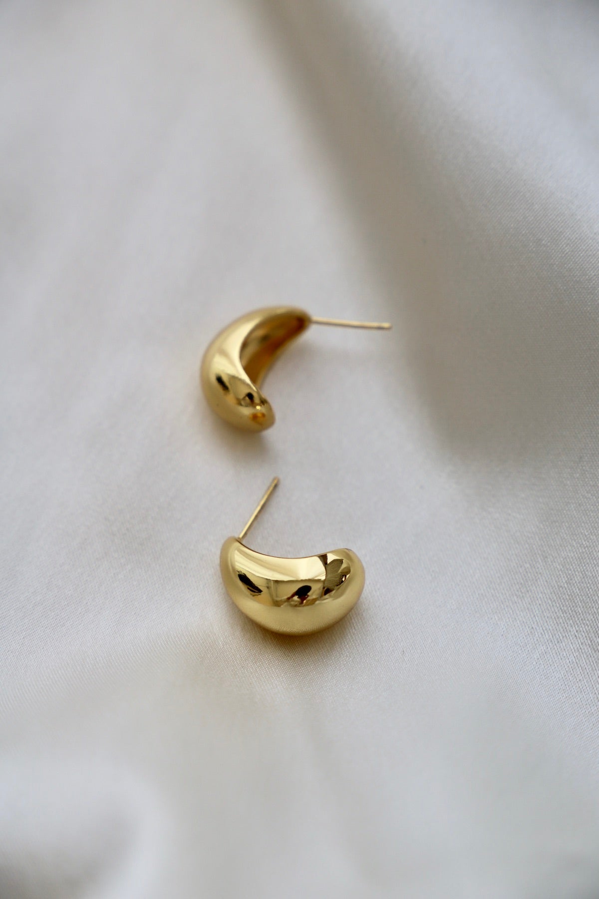 BONNIE CHUNKY TEARDROP STUDS - Concordia Style Boutique