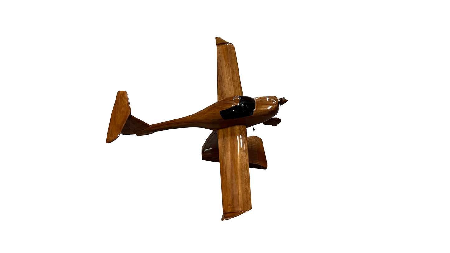DA20 Diamond Mahogany Wood Desktop Aircraft Model.