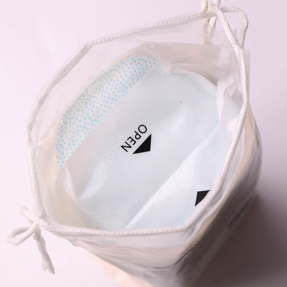 Komilfo Protective Pads – protective lint-free wipes, 100 pcs 834050