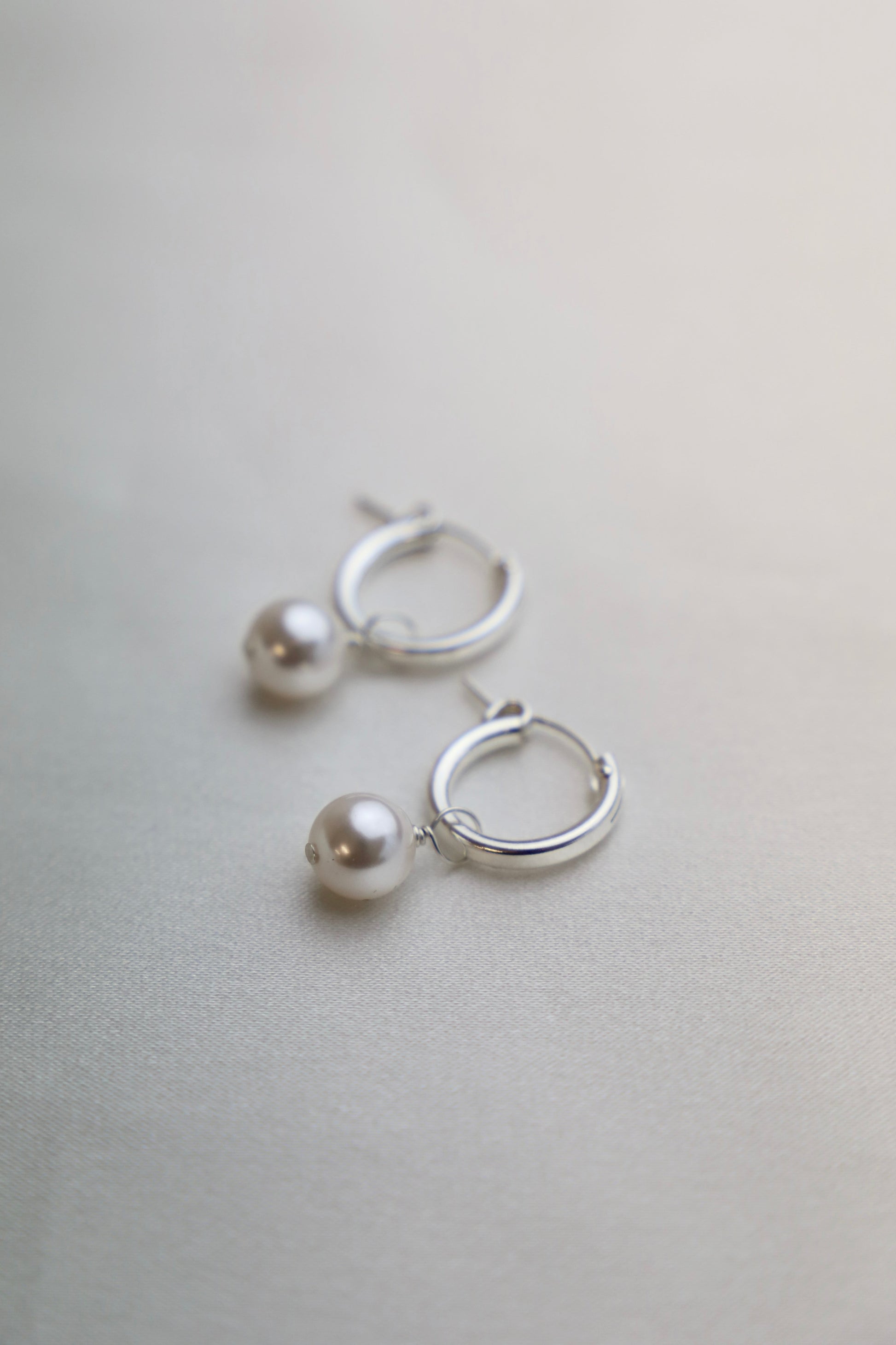 AUDREY PEARL HOOP EARRINGS-SILVER - Concordia Style Boutique