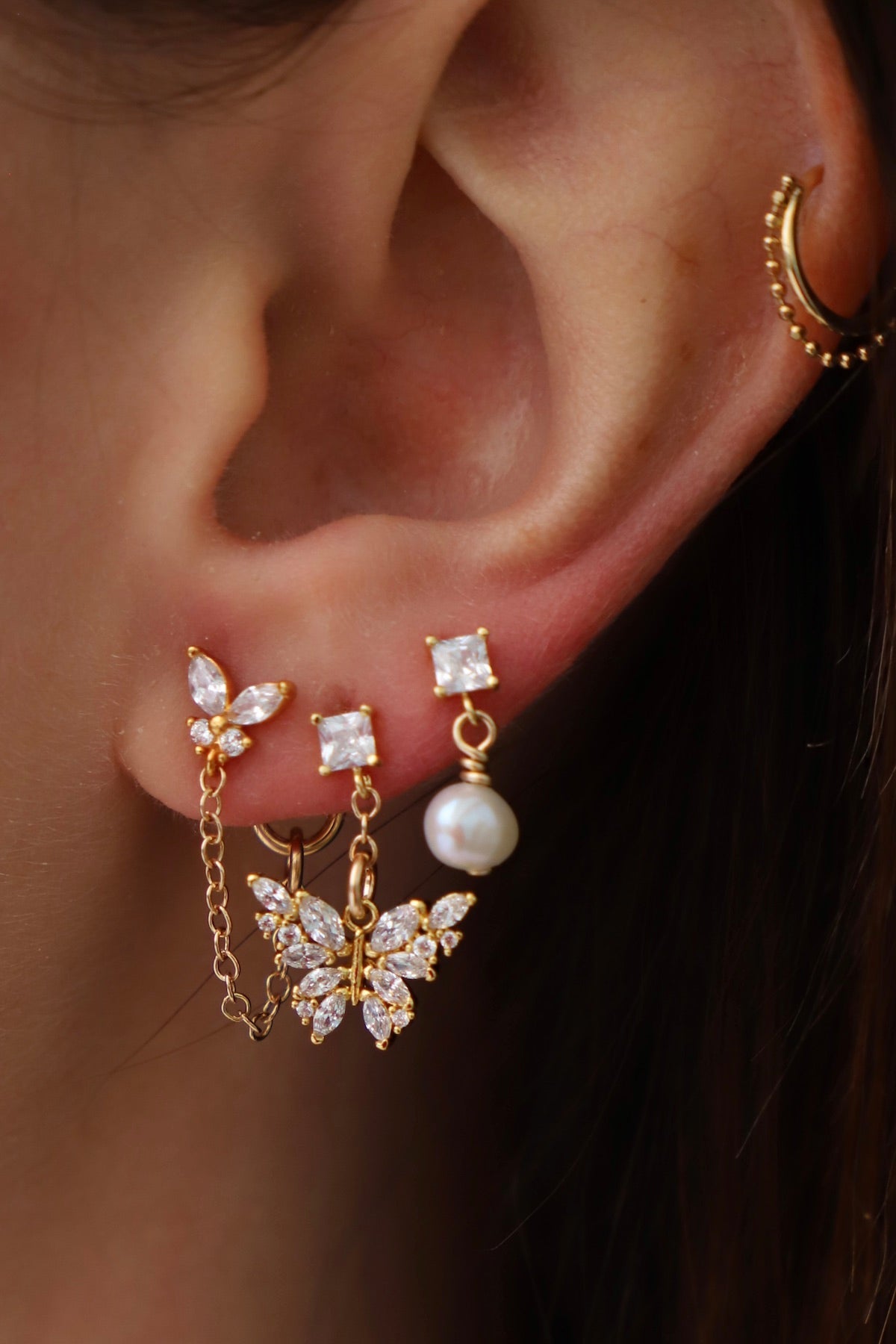 CLAIRE PEARL STUDS - Concordia Style Boutique