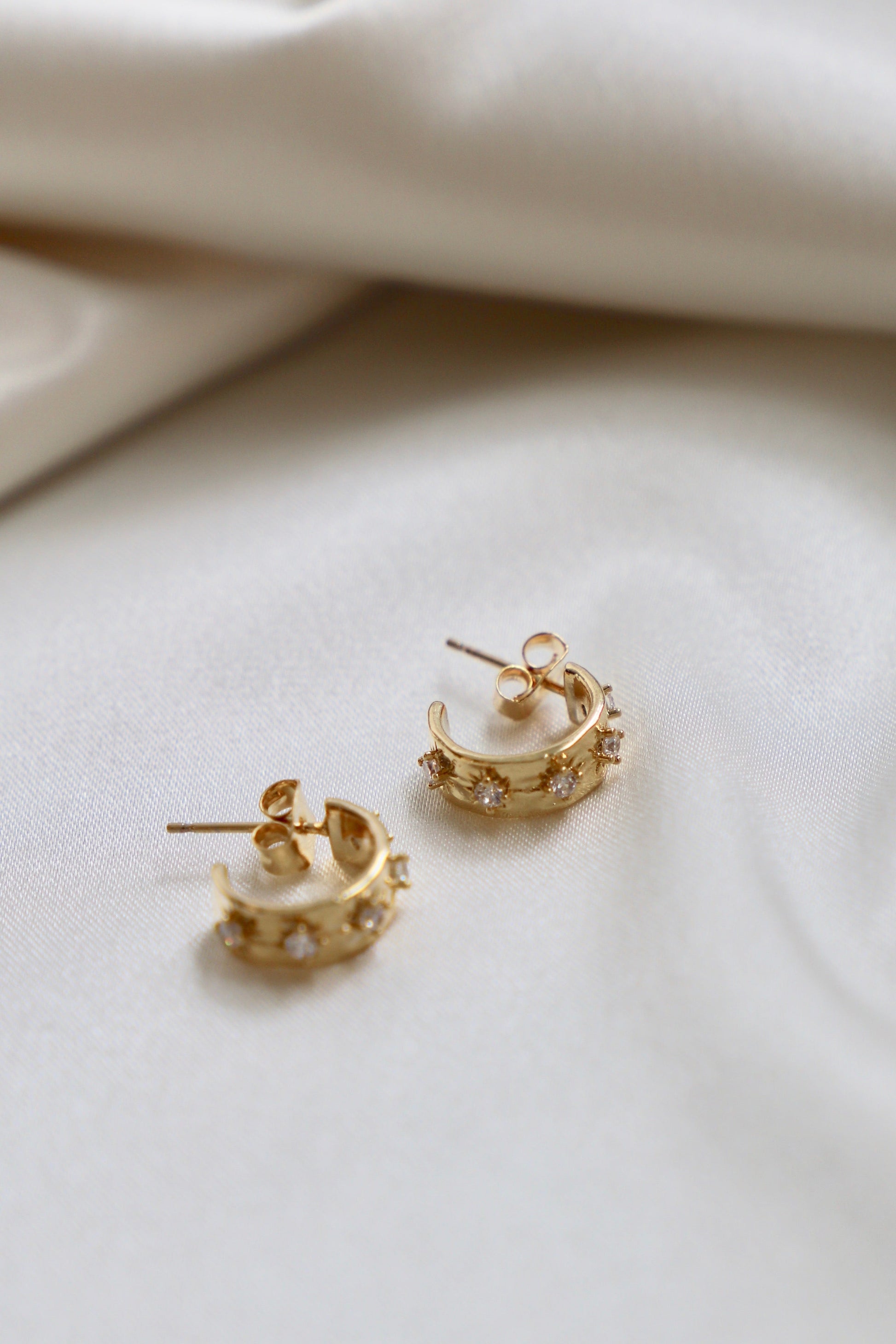 CZ STAR THICK HOOPS - Concordia Style Boutique