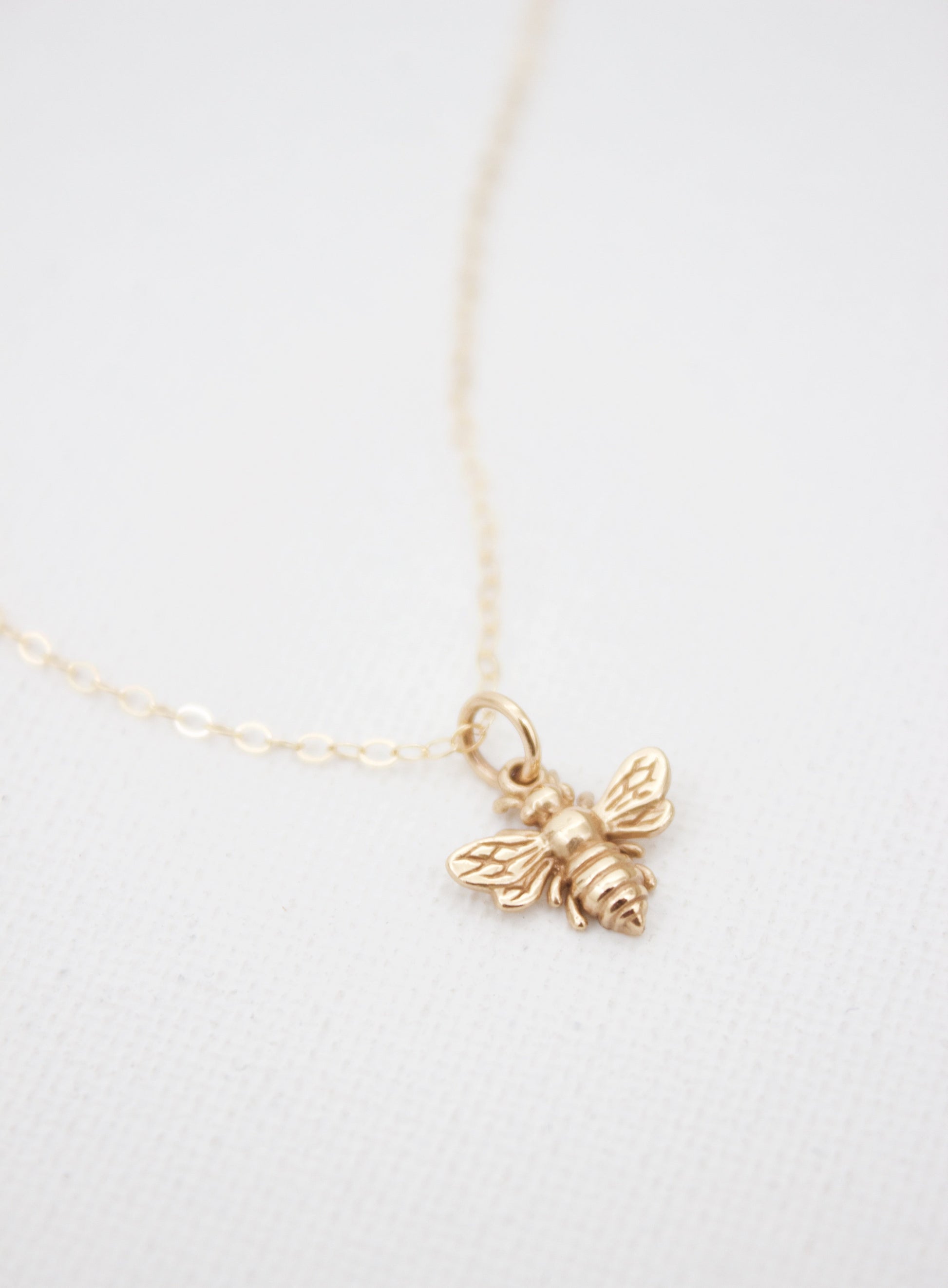 BEE CHARM NECKLACE - Concordia Style Boutique