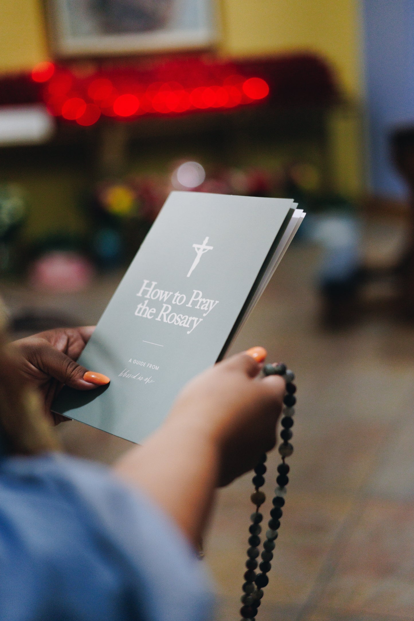 How to Pray the Rosary Booklet - Concordia Style Boutique