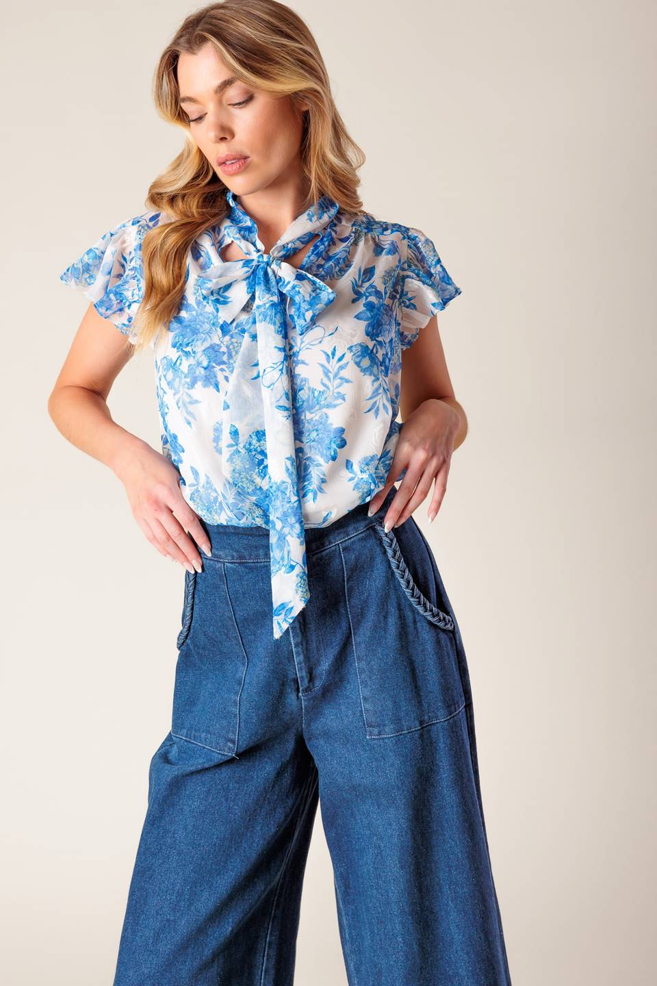 BEAUTY ICON WOVEN TOP - Concordia Style Boutique