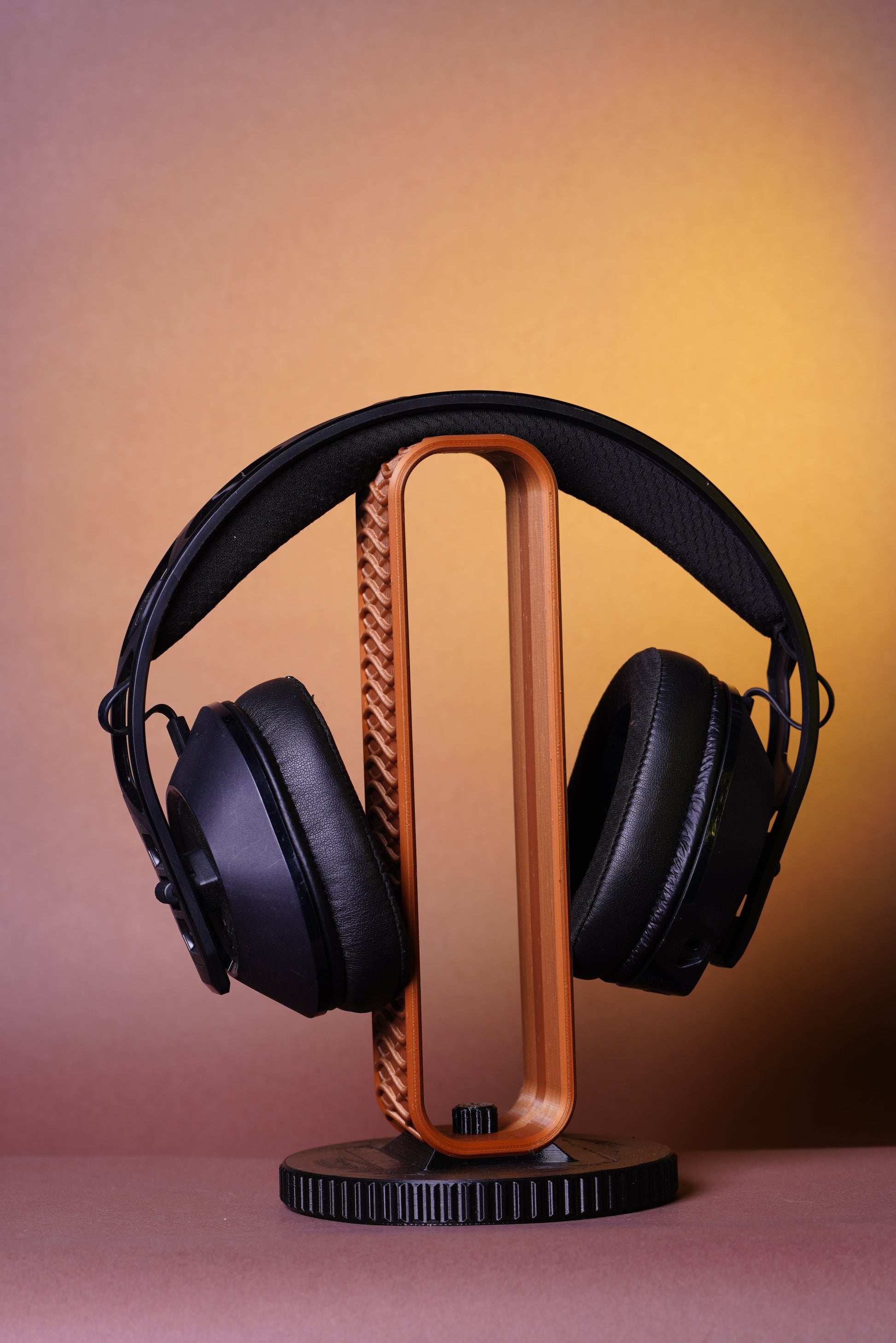 Headphone Stand of Interwoven Stability - 3D Printed Artwork - Concordia Style Boutique