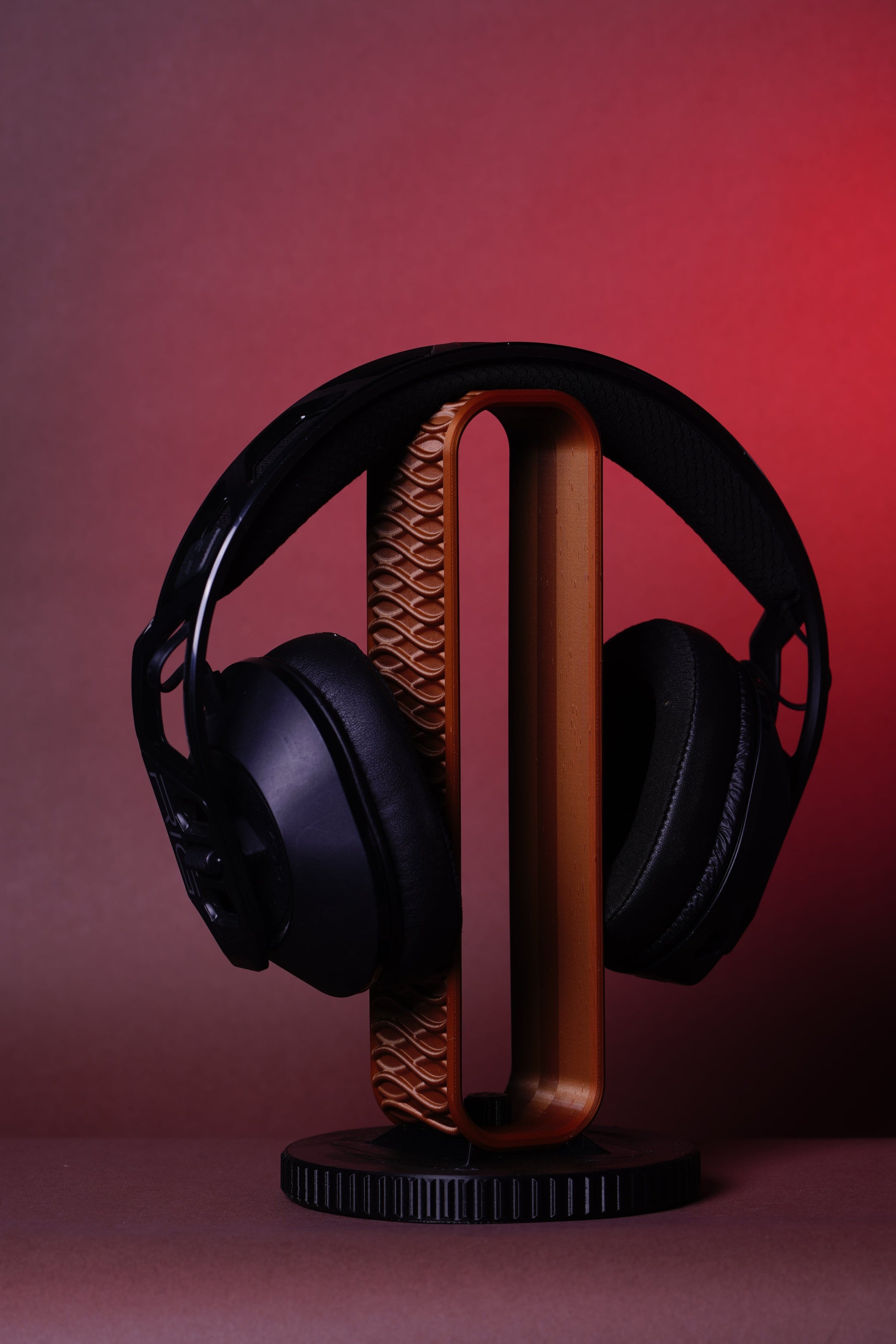 Headphone Stand of Interwoven Stability - 3D Printed Artwork - Concordia Style Boutique