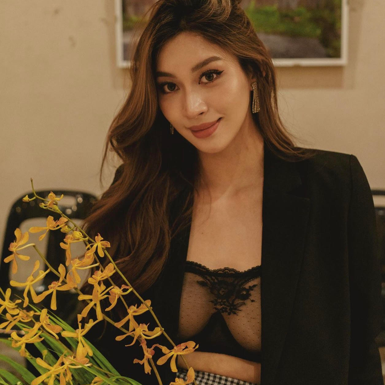 Kim High Neck Sheer Lace Underwire Bra - Concordia Style Boutique