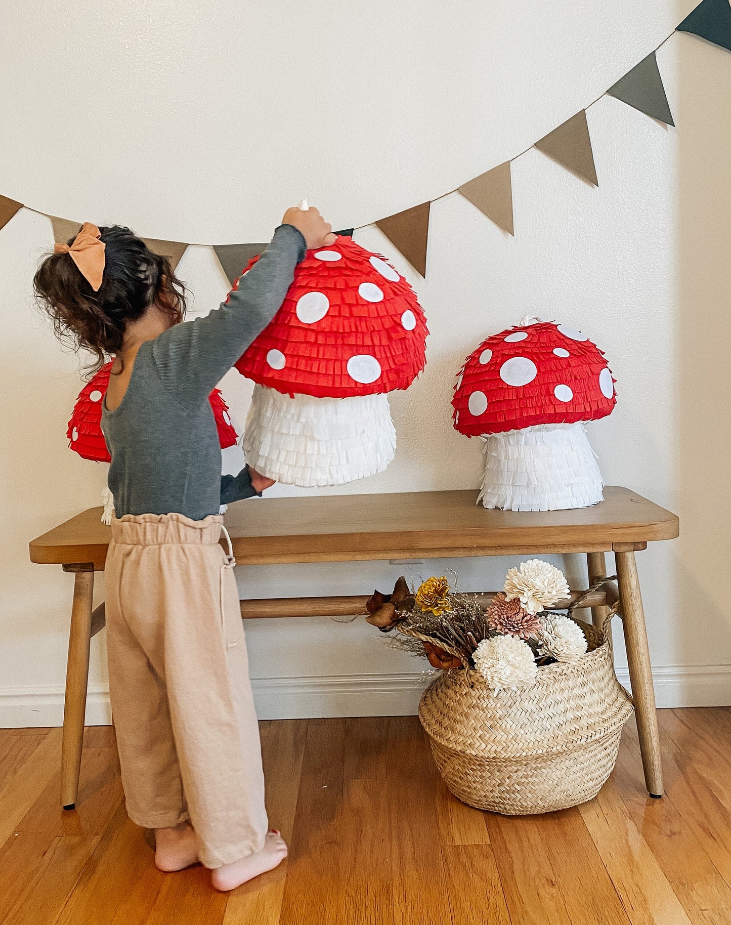🍄 Enchanted Forest Mushroom Piñata – Handmade Fairy Tale Party Decoration, Candy Holder