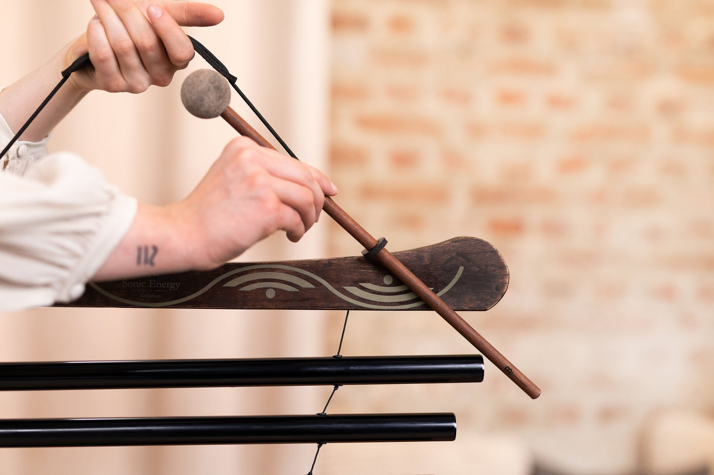 38" Meditation Flow Chime, 432 Hz, 10 Notes, C Minor, Black