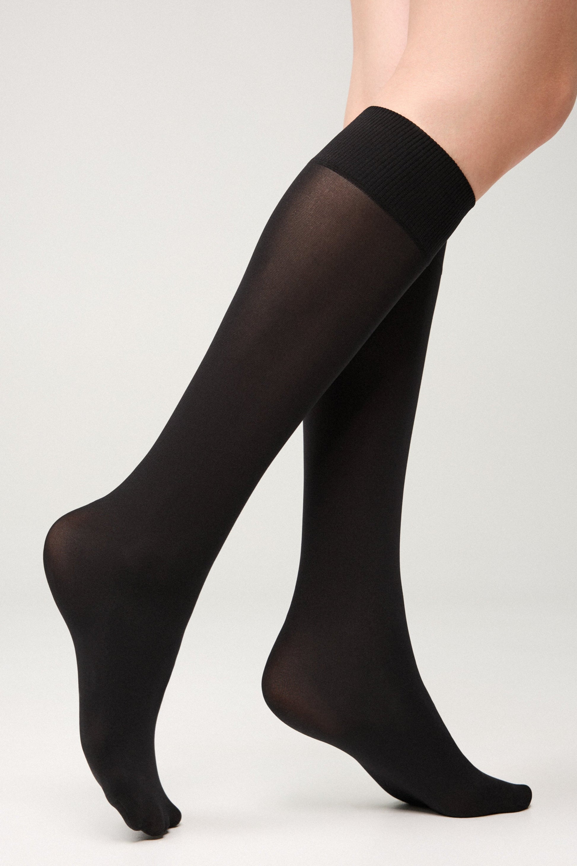 Knee Highs Conte Microfibra 50 Den (1 pair) - Concordia Style Boutique