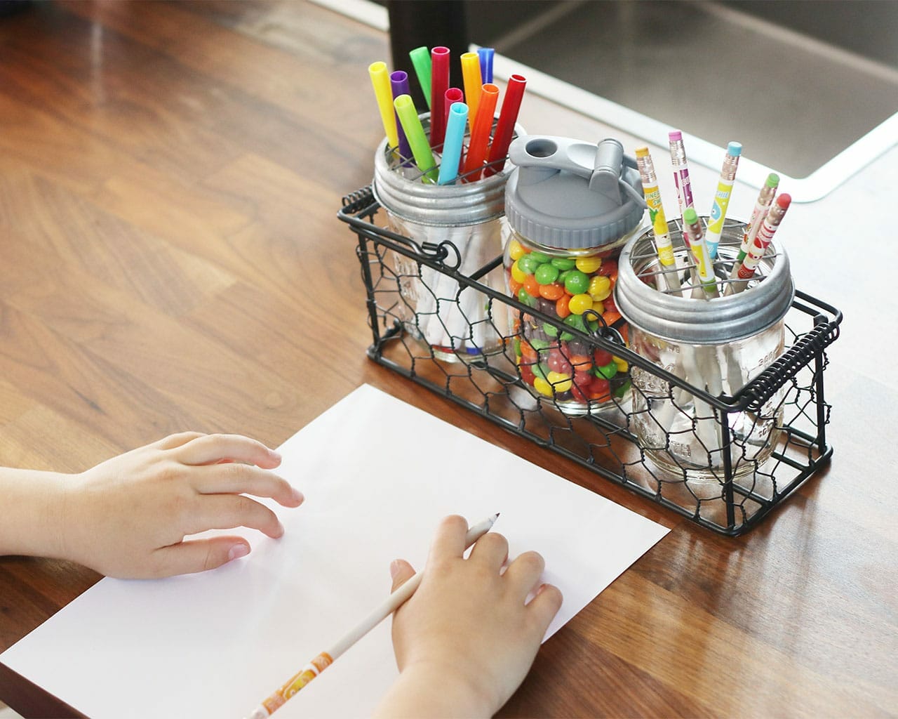 Chicken Wire Caddy for 3 Pint Mason Jars - Concordia Style Boutique