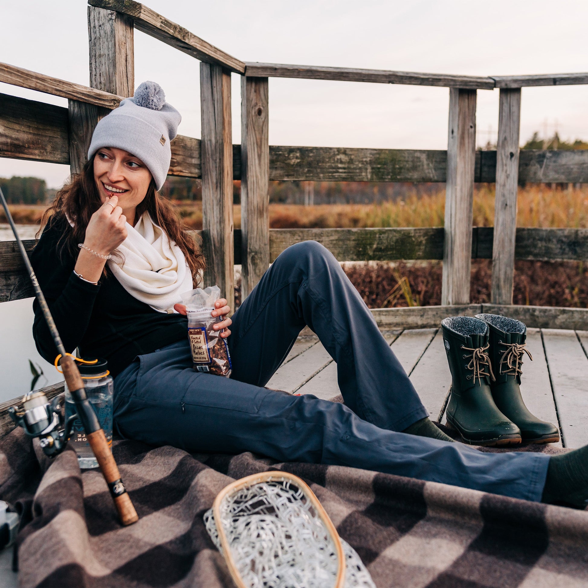 Midweight - Everyday Knit Infinity Loop Scarf 100% Merino Wool - Concordia Style Boutique