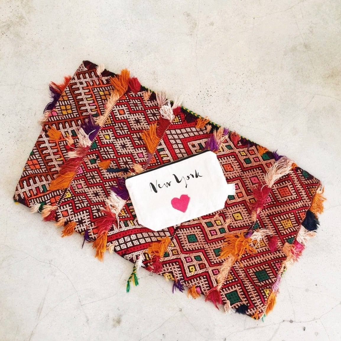 New York Heart Pouch, Cream - Concordia Style Boutique