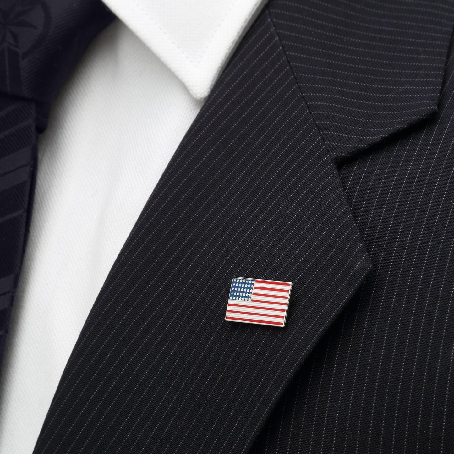 American Flag Lapel Pin - Concordia Style Boutique