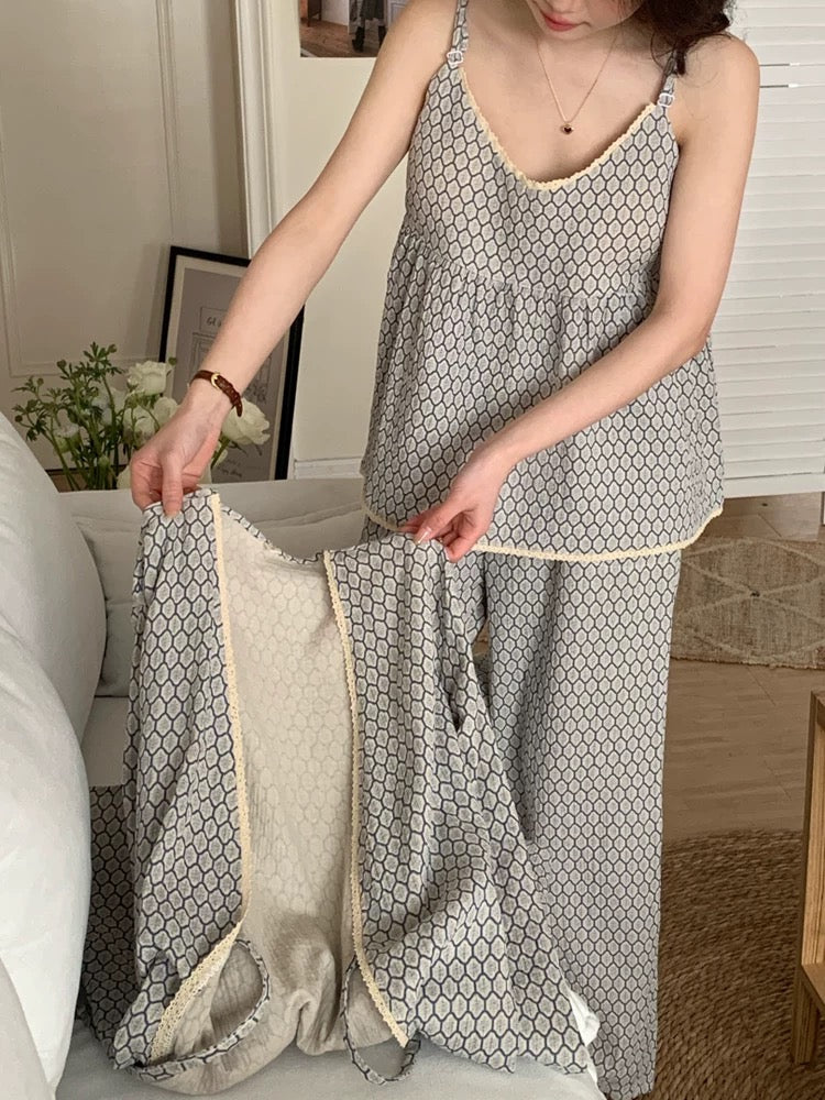 Floral V Tank and Long Pants with Cardigan Cotton Pajama Set / Blue