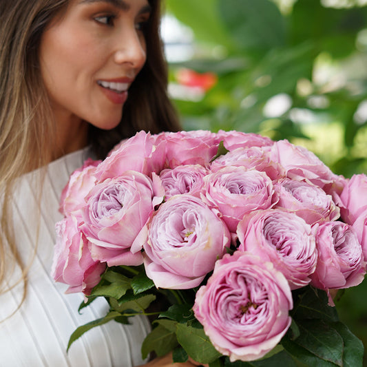 VINTAGE PEONY