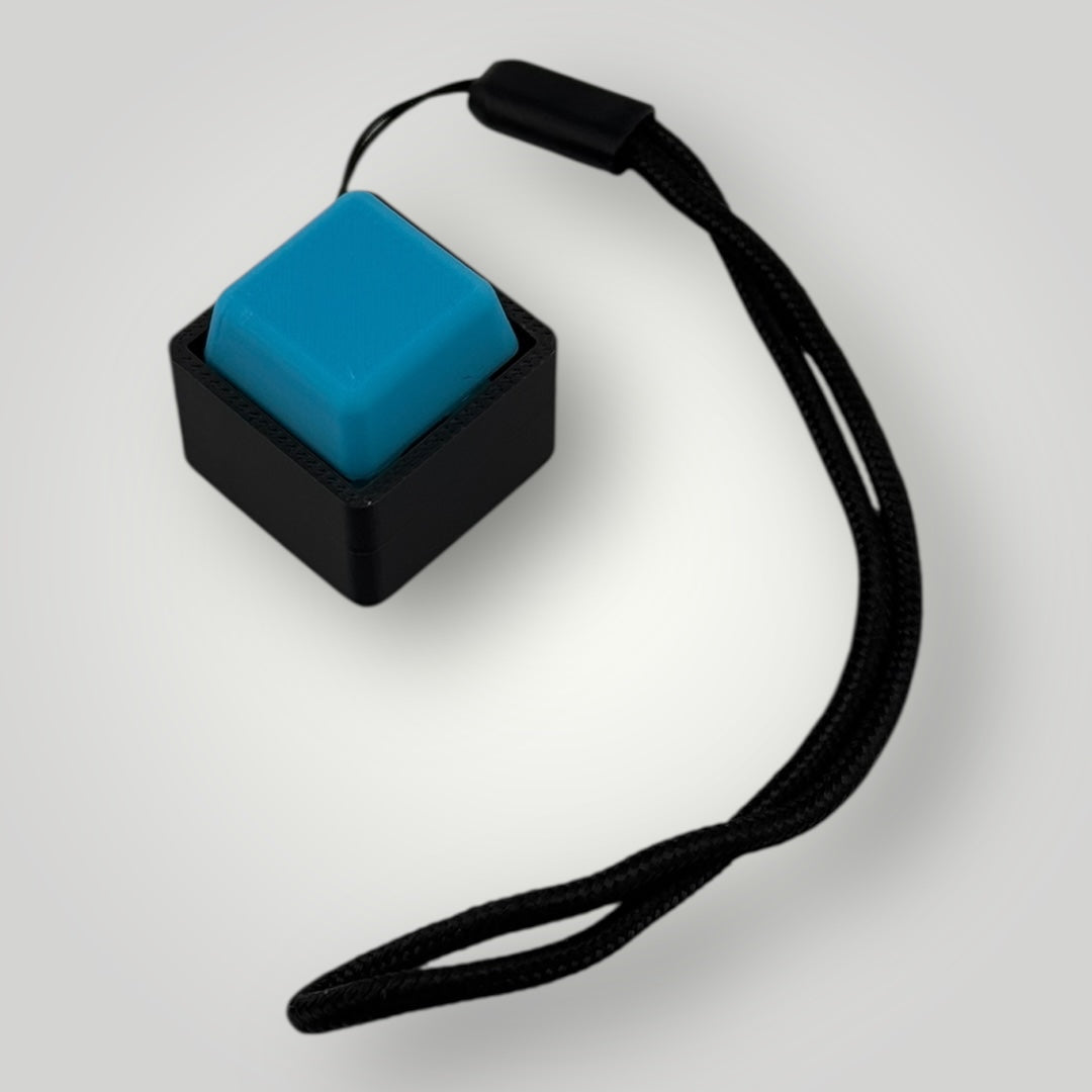 1 Mechanical Keyboard Fidget Clicker Toy Keychain - Concordia Style Boutique