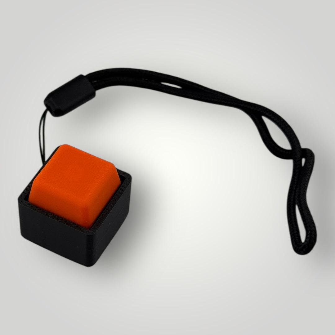 1 Mechanical Keyboard Fidget Clicker Toy Keychain - Concordia Style Boutique