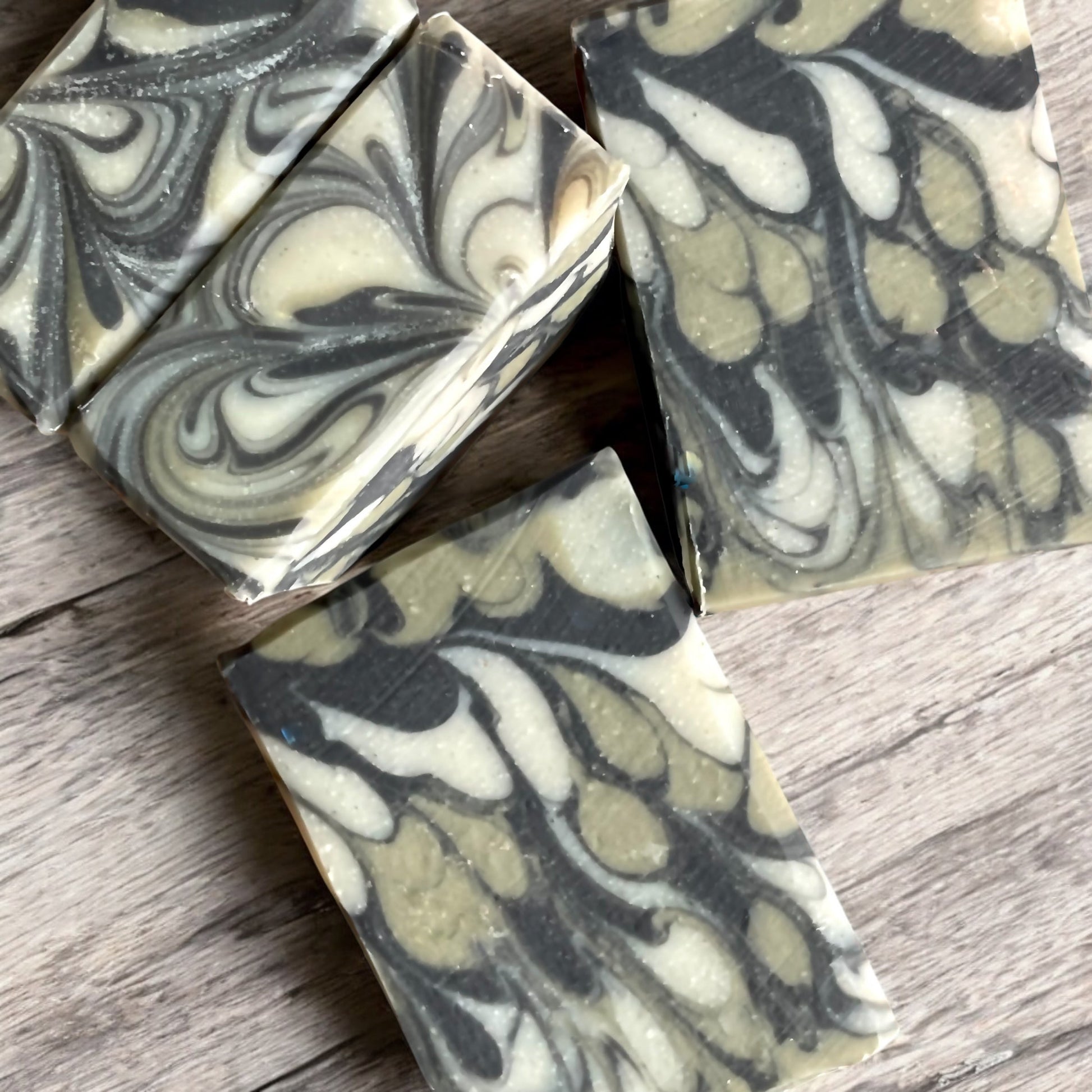 Hunting Camp (Frankincense, Eucalyptus & Pine) - Concordia Style Boutique