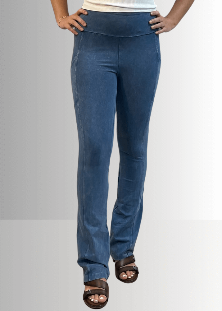 A Perfect Fit Cotton Bootcut Pocket Pants in Dark Denim - Concordia Style Boutique