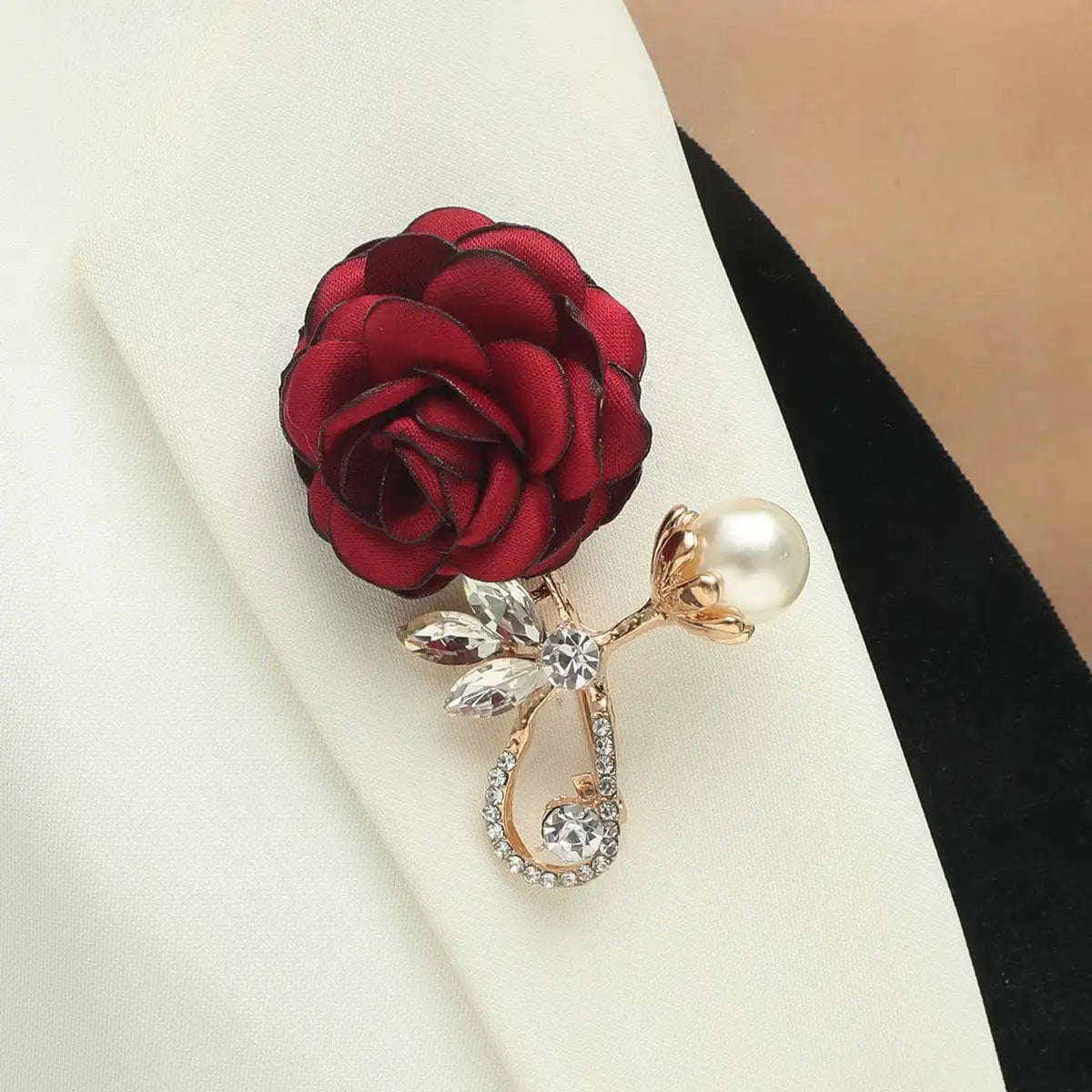Red Rose Pearl Crystal Brooch Fashion Accessory