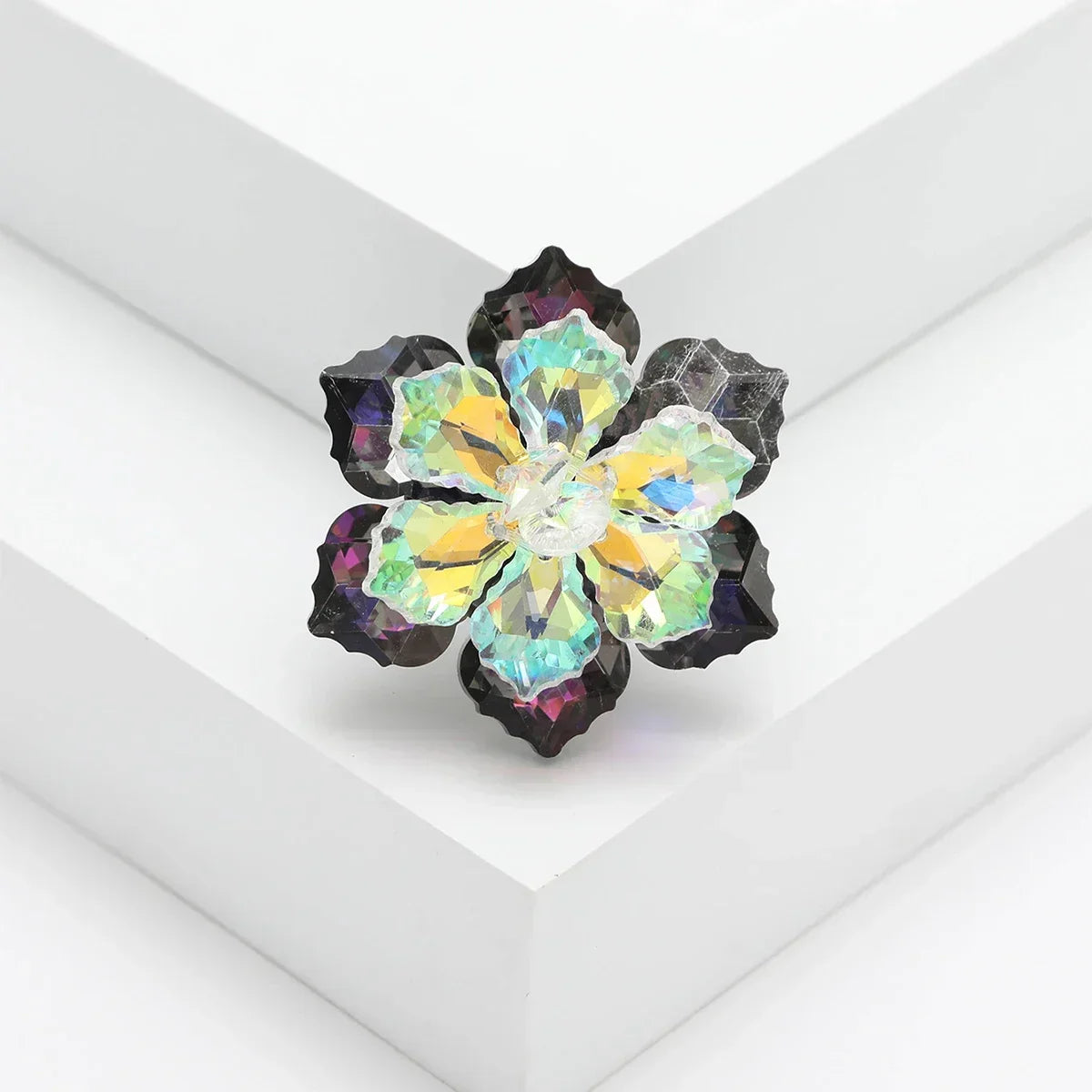 Shiny Rhinestone Flower Brooch Pin Jewelry Accessories