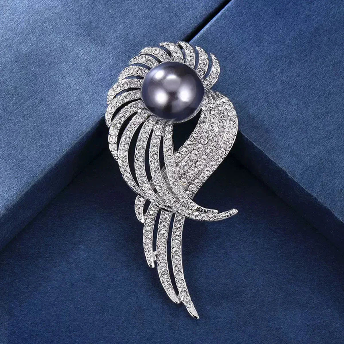 Luxury Feather Crystal Brooches for Women - Rhinestone Party Jewelry Accessories Vintage Pin