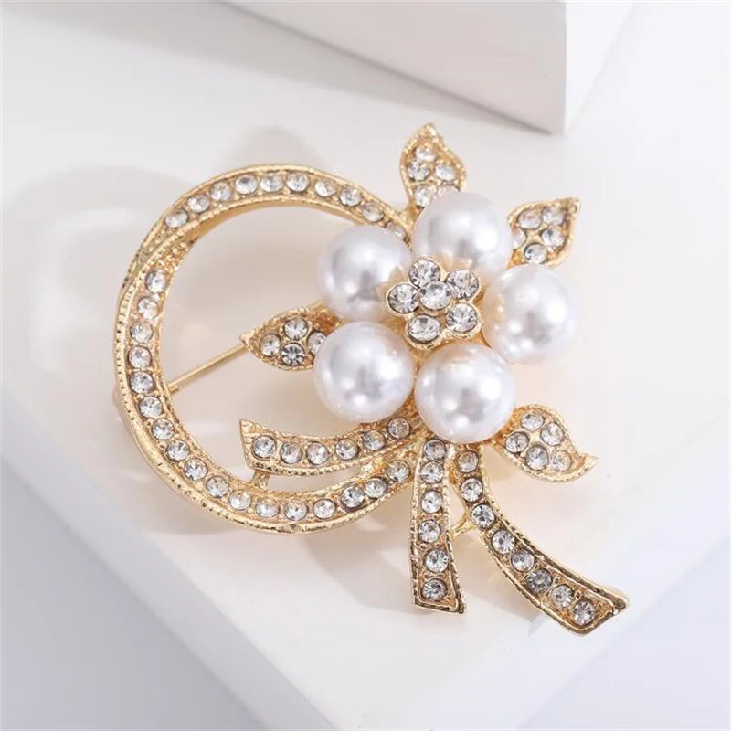 Exquisite Pearl Rhinestone Heart Brooch Pin Jewelry Gift
