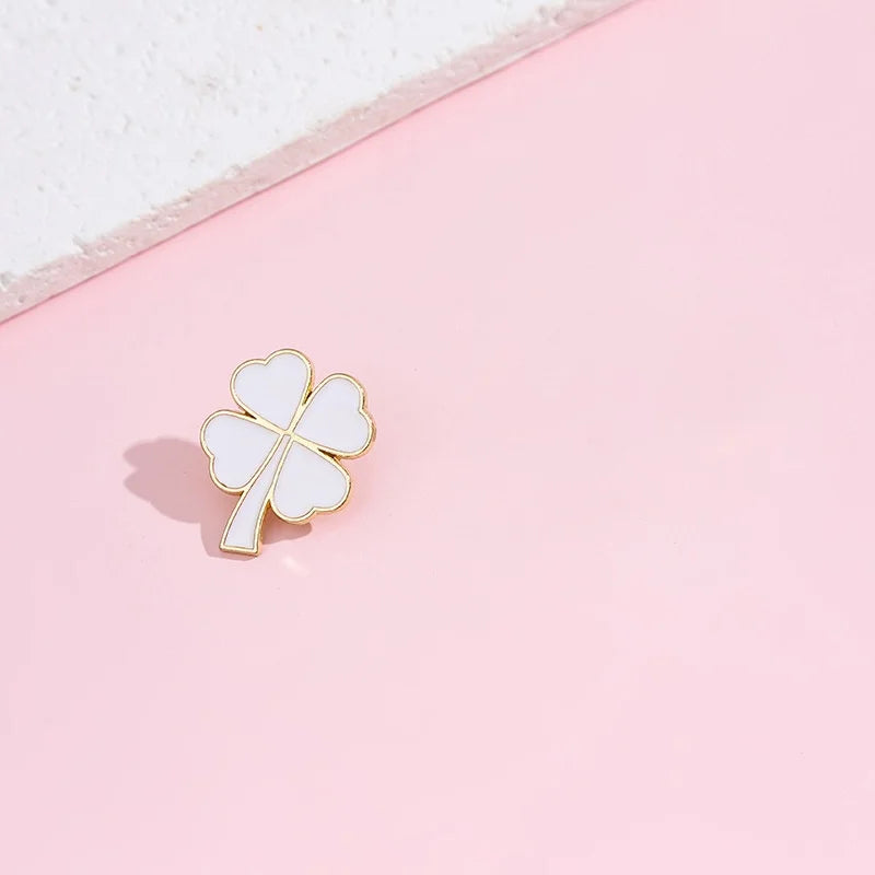 Lucky Four-leaf Clover Brooch Green Alloy Pin Badge