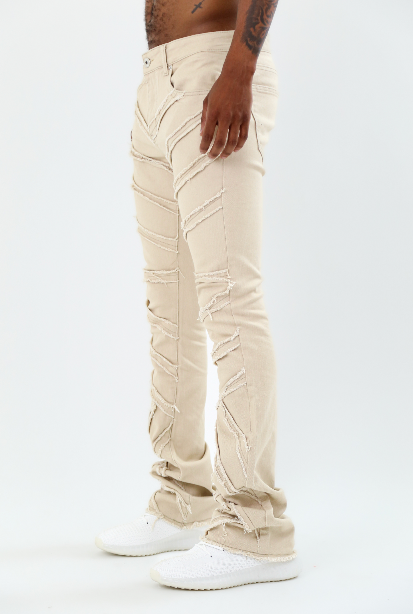 AJS410 SHREDDED STACKED JEANS