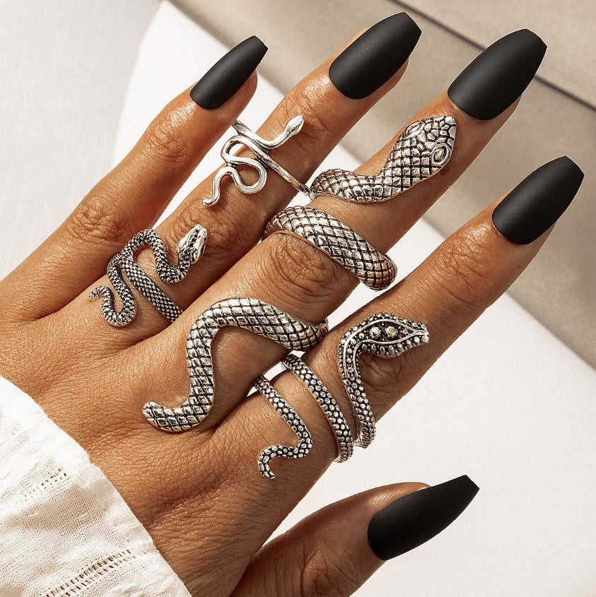 SERPENT RINGS (SET OF 4 - ADJUSTABLE) - Concordia Style Boutique