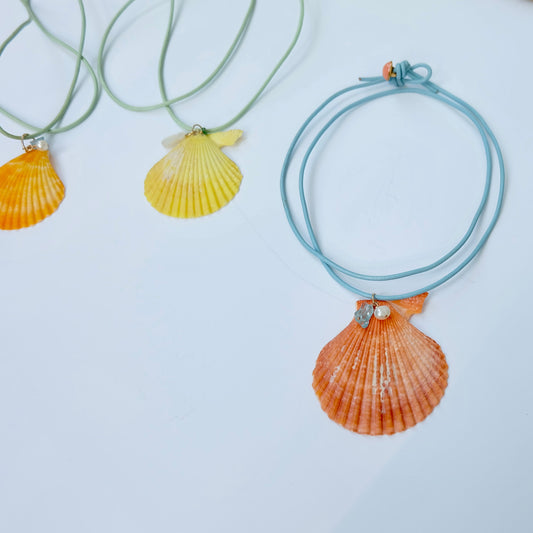 Sea Shell Pendant Necklace
